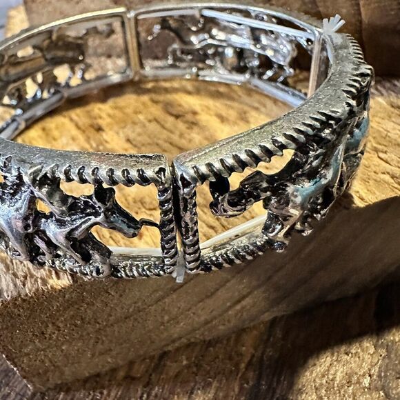 Boho Vintage Chic Southwestern Equestrian Horse Elastic Cuff Bracelet, Gift Box‎ - Picture 4 of 7